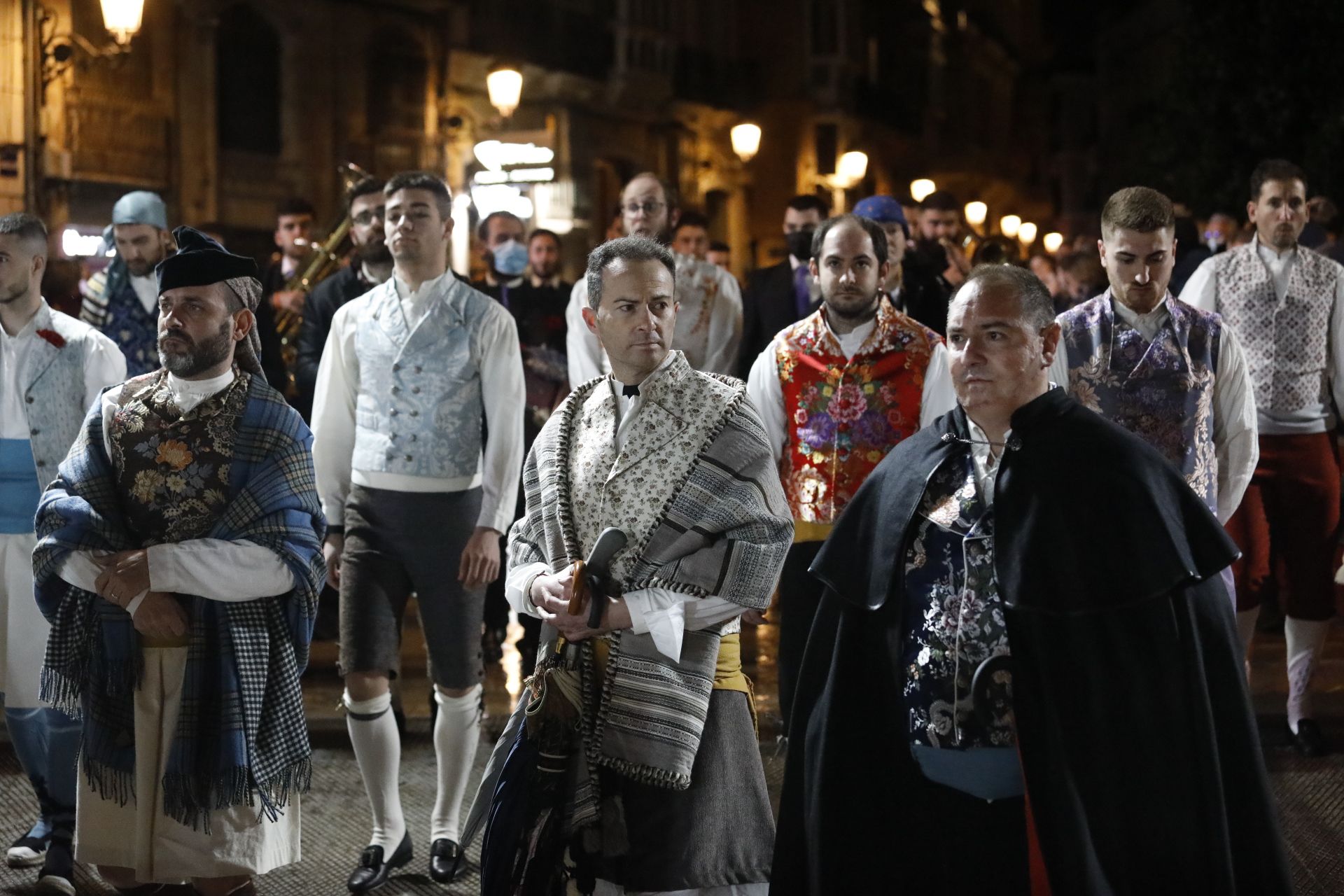 Búscate en el primer día de ofrenda por la calle Quart (entre las 22:00 a las 23:00 horas)