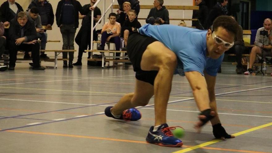 Adrián Astorga participa en el torneo en representación de Argentina.