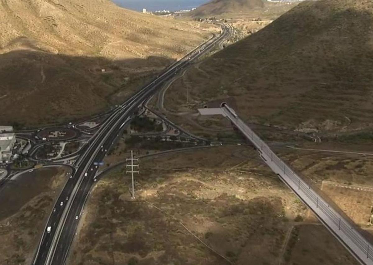 Infografía del tren del sur al paso por Guaza.