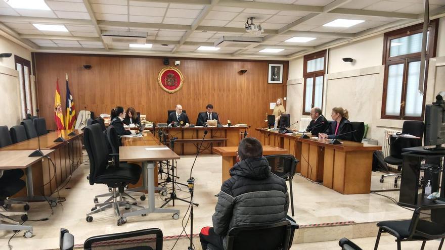 Condenado un joven por abusos sexuales a su hermana de 15 años en Mallorca