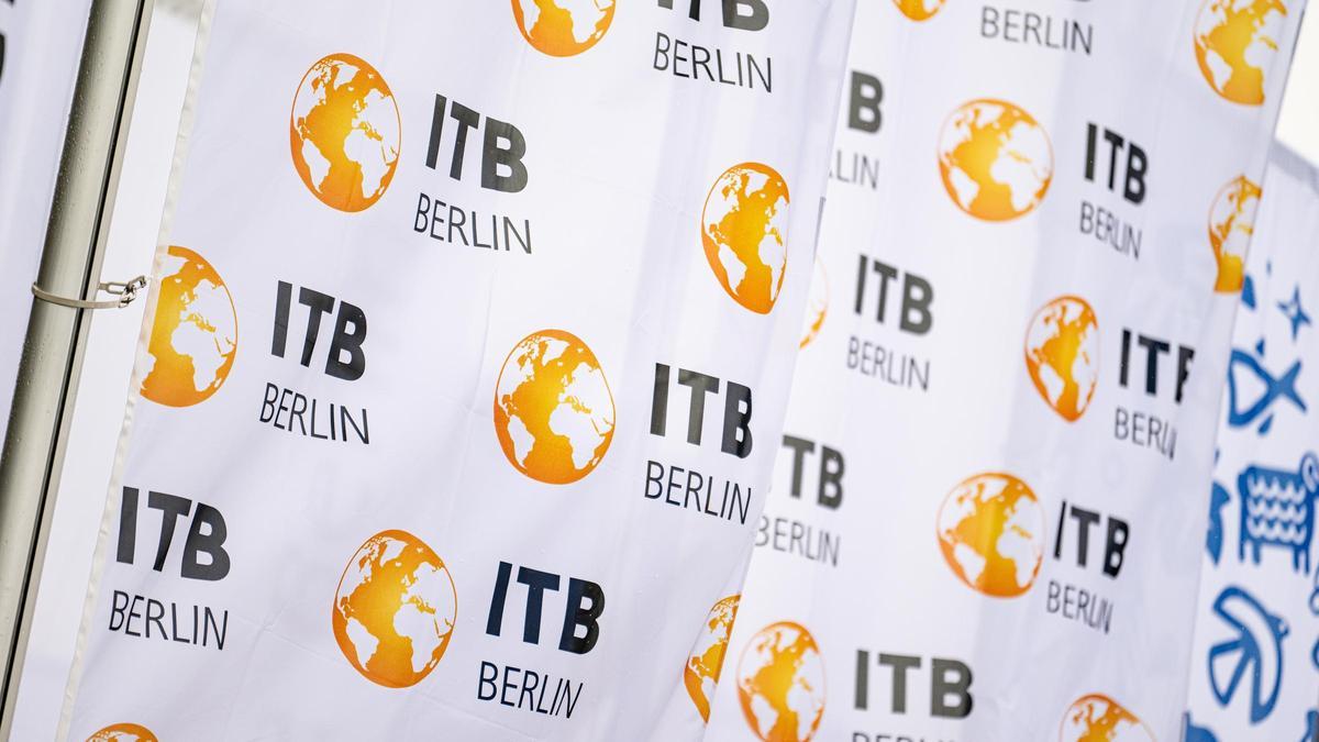 Logos der Internationalen Tourismusbörse in Berlin (ITB)