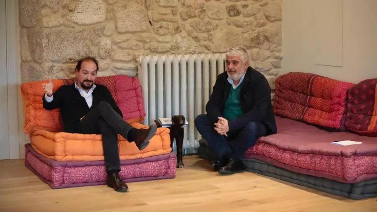 Antonio Viejo, de Corporación Hijos de Rivera, y José Juan Ruiz, presidente del Real Instituto Elcano