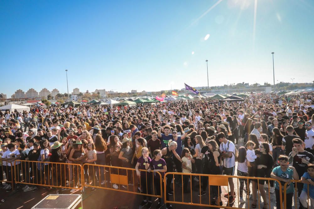 Miles de vecinos de Torrevieja disfrutan del Día de las Paellas en el recinto ferial con motivo de las fiestas patronales de La Purísima2018