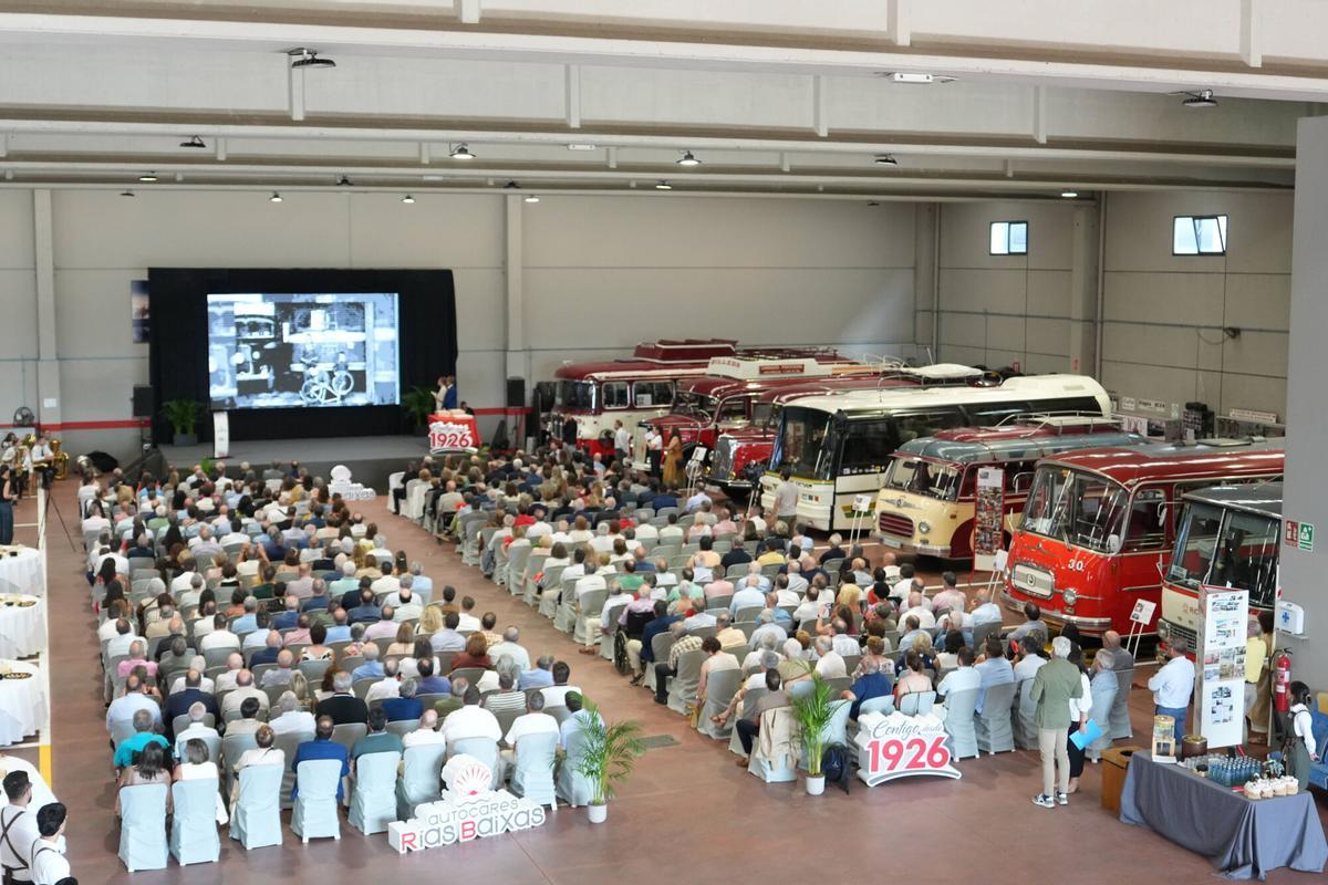 Celebración en la nave de la empresa en Silleda.
