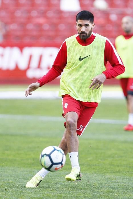 Entrenamiento del Sporting en El Molinón.