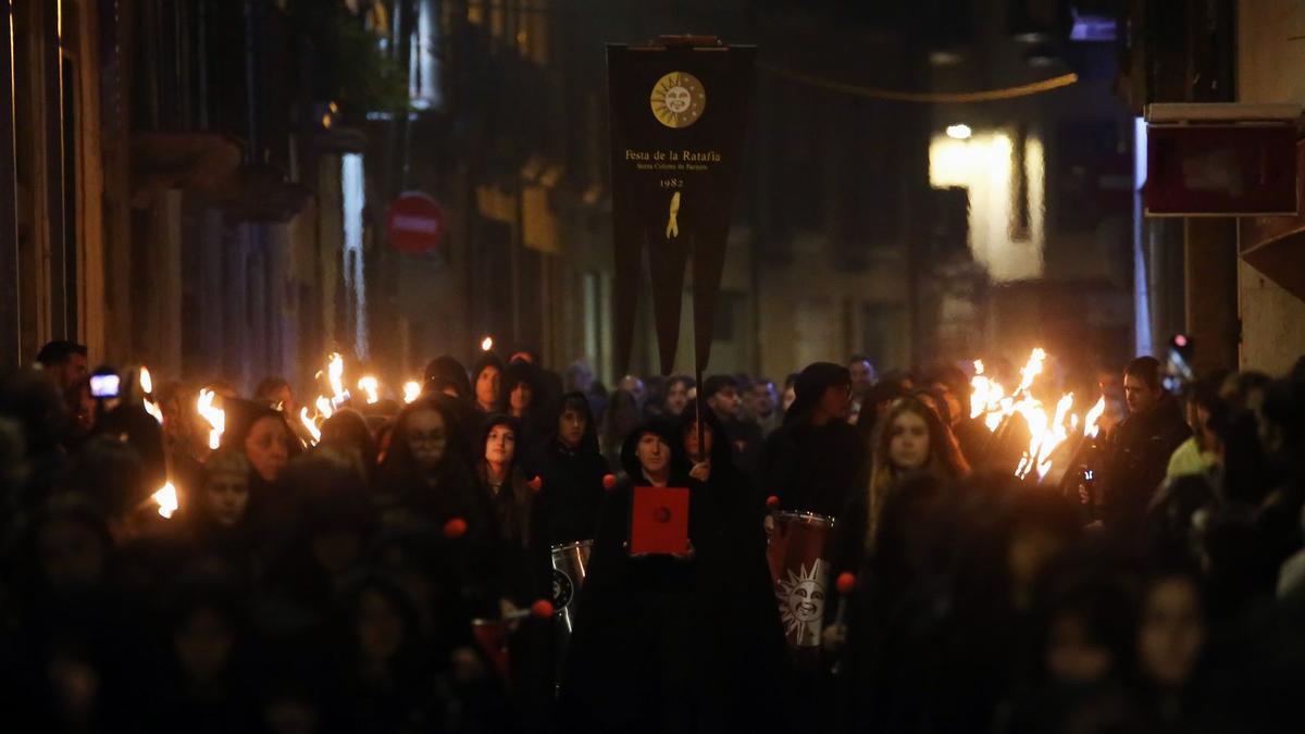 La procesión de la Confraria de la Ratafia, en una anterior edición de la Festa de la Ratafia.