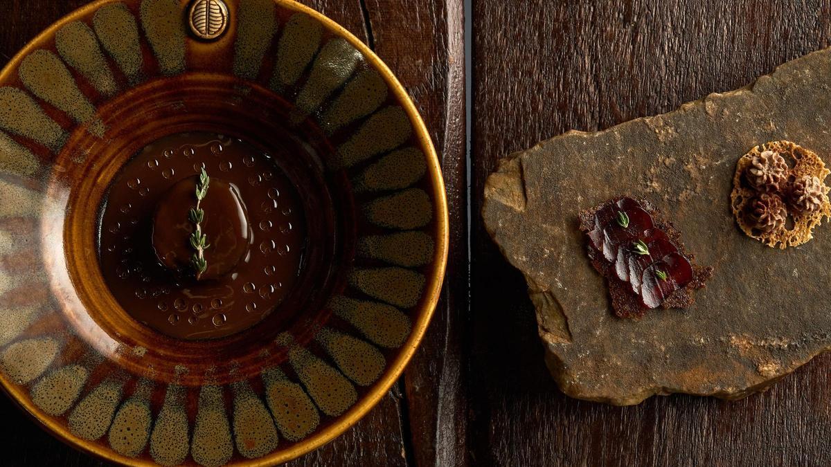 La liebre al chocolate con el lomo curado de Gente Rara.