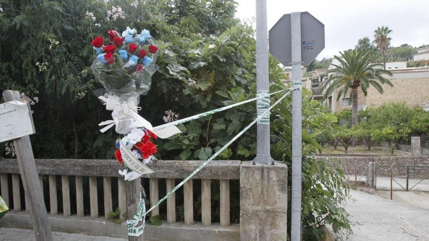 An dieser Staßenlaterne starb im August 2014 ein 18-Jähriger