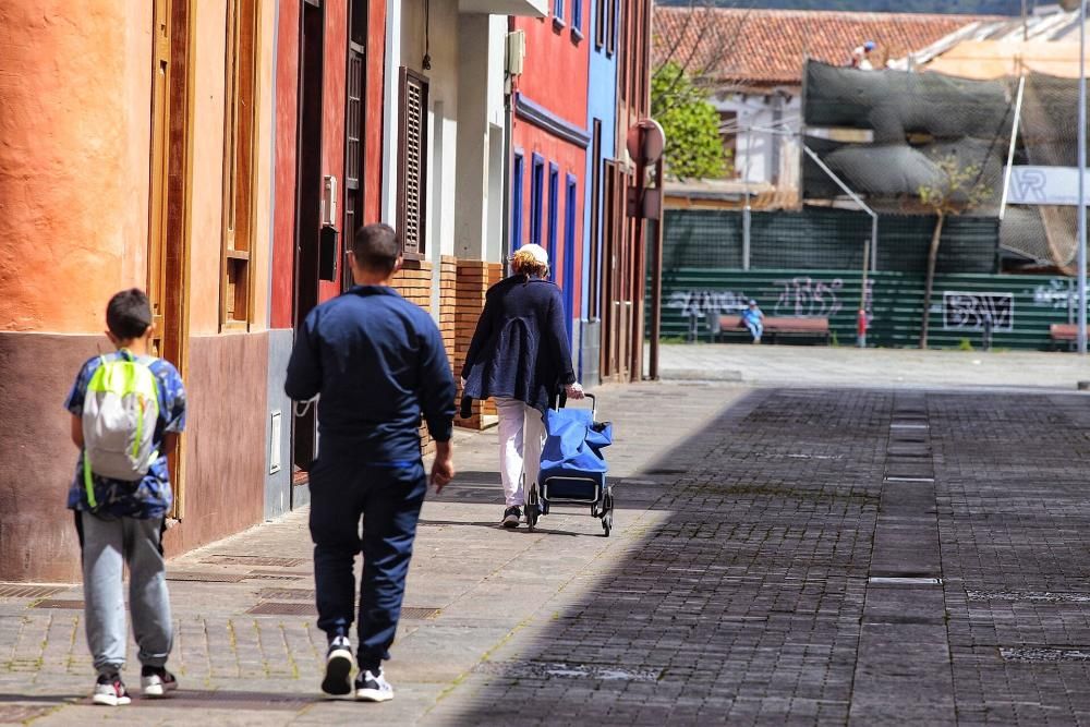 Paseo por La Laguna durante la desescalada.