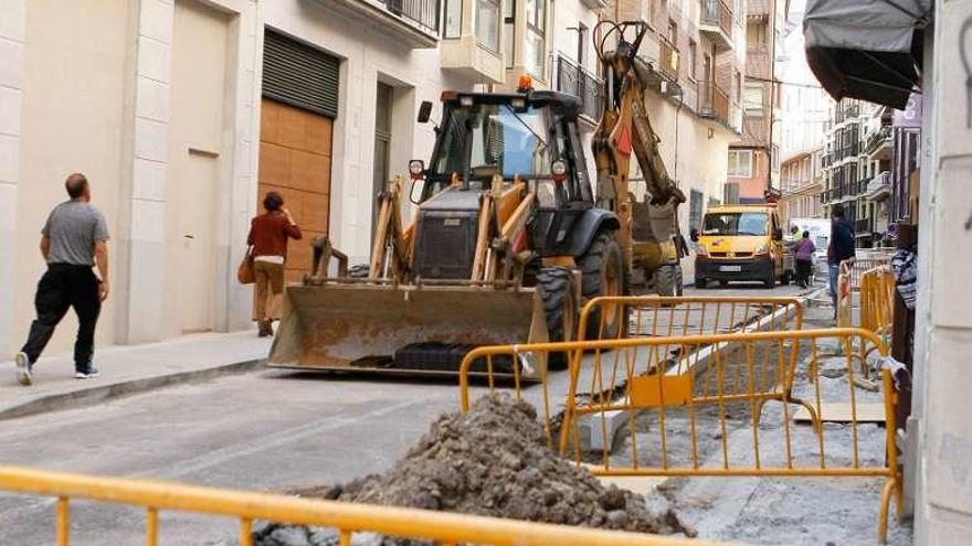 Operarios trabajando en la zona.