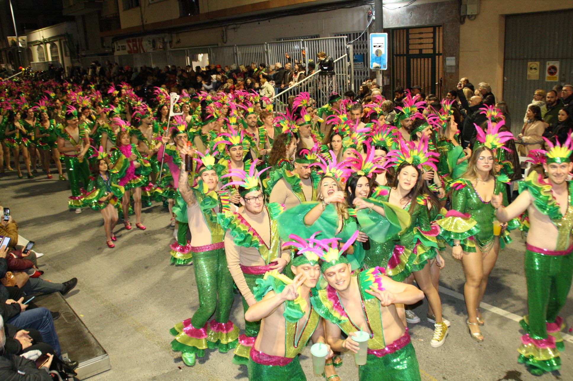 Macrogalería de fotos del segundo desfile del Carnaval de Vinaròs