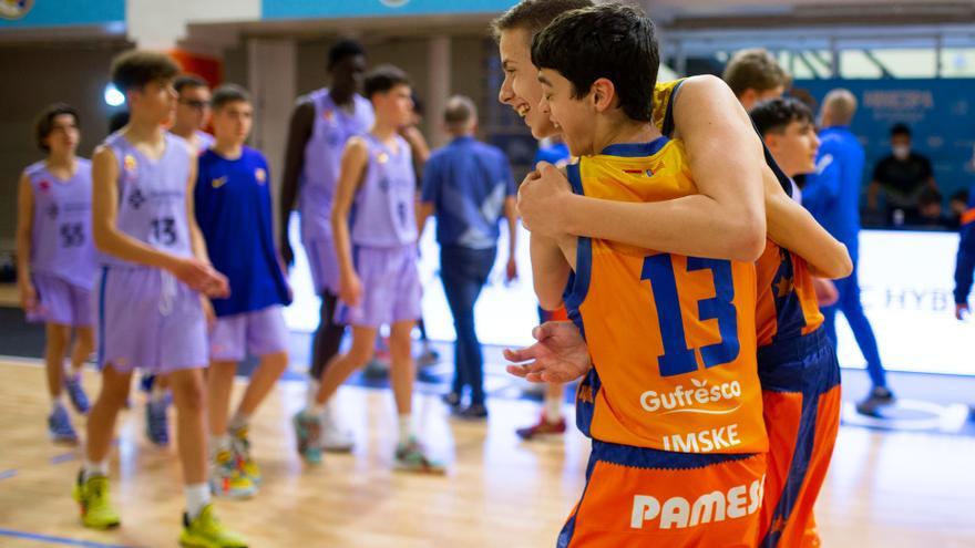 El Valencia Basket, muy cerca de las semifinales tras tumbar al Barça (99-72)