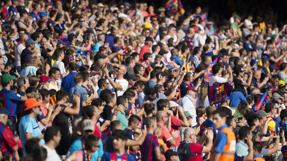 Los aficionados que vayan al Camp Nou tendrán servicio de metro hasta la 1