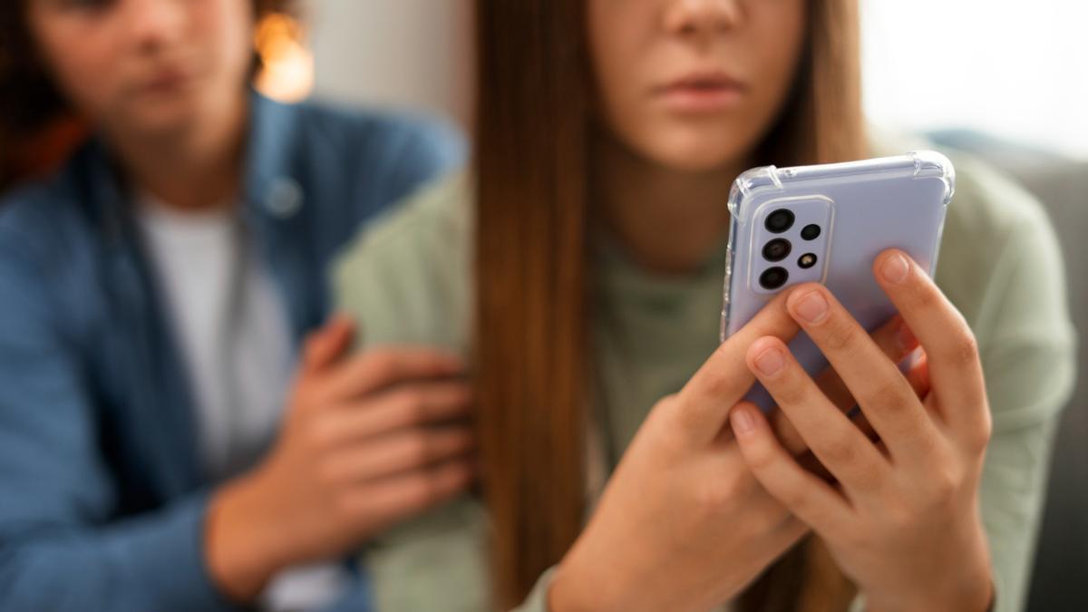 Una conocida influencer, "obligada" a pedir perdón tras la ola de 'odio en redes: "Cometí un error, soy buena gente"