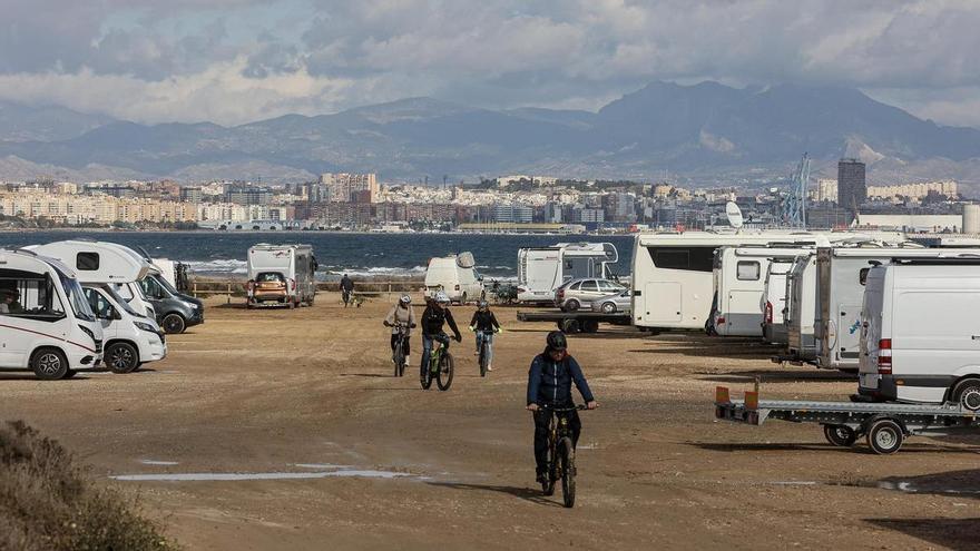 El gobierno de Barcala abandona la idea de un área para caravanas en Alicante: &quot;No está en nuestras prioridades&quot;