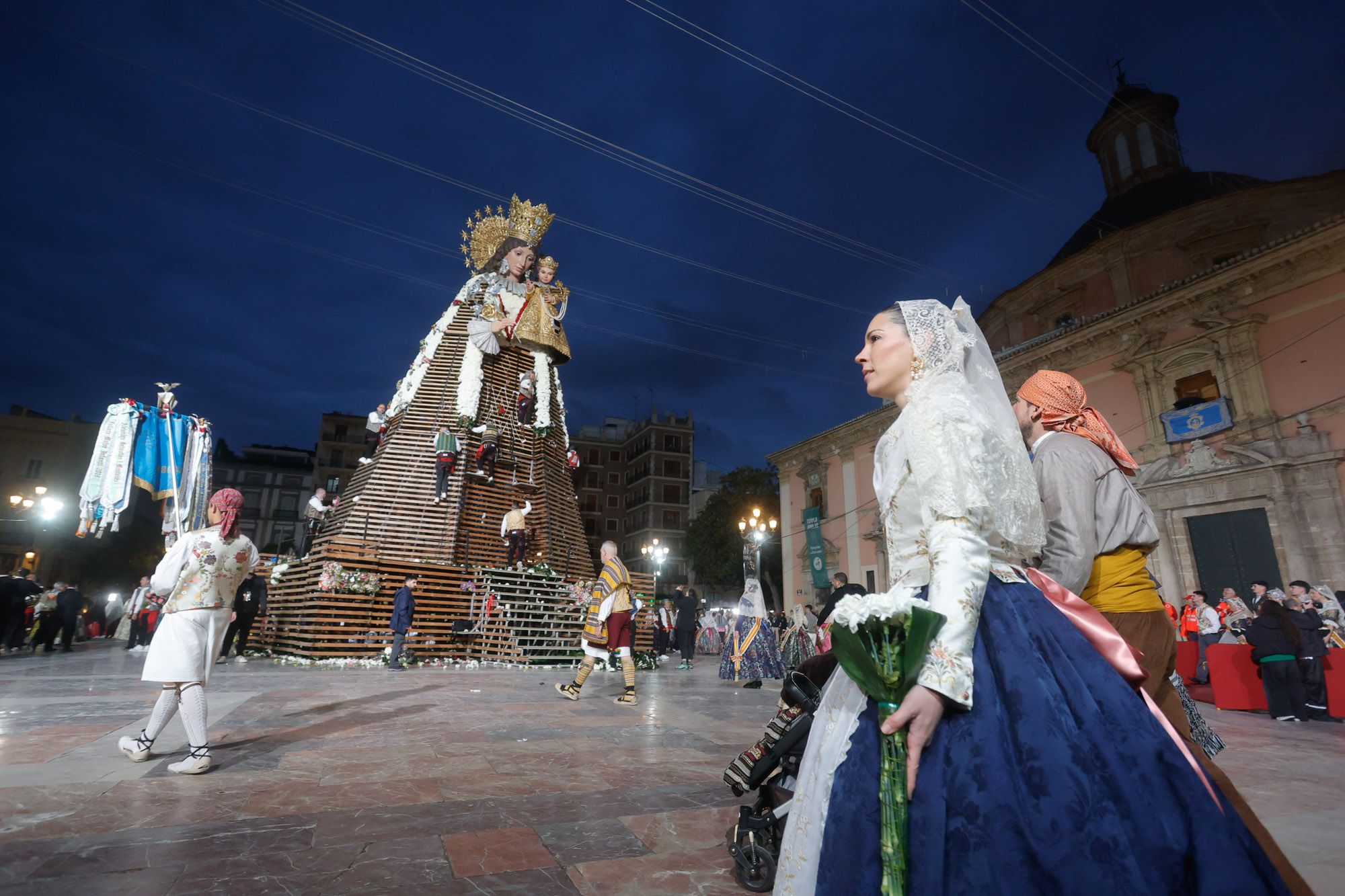 Todas las fotos de la Ofrenda del 17 de marzo por la calle San Vicente de 19:00 a 20:00 horas