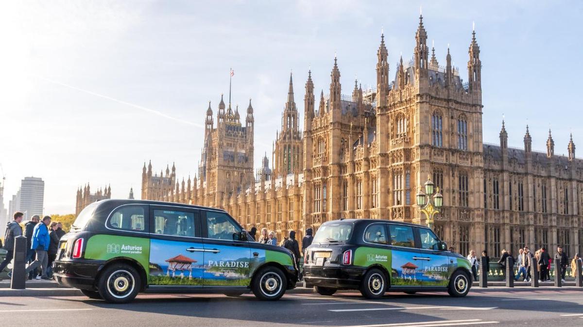 Los taxis de Londres que promocionan Asturias