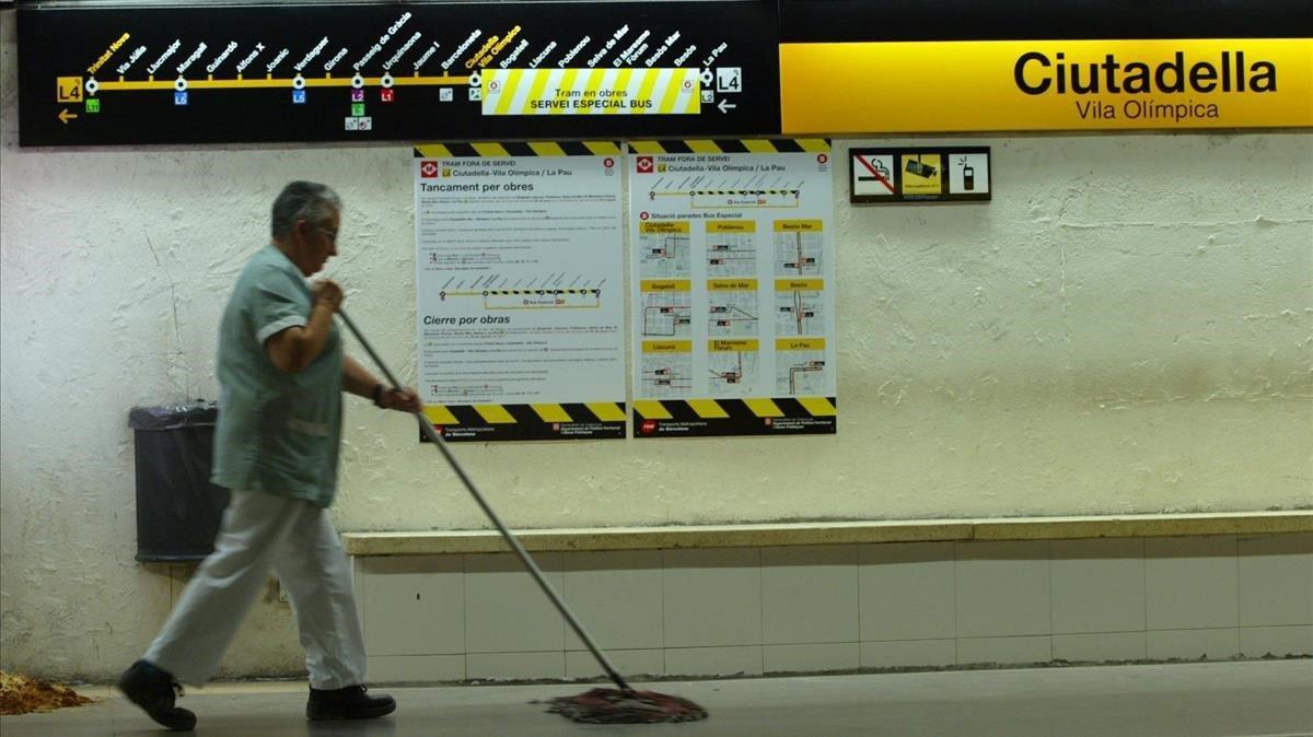 Estación de la L-4 del metro.