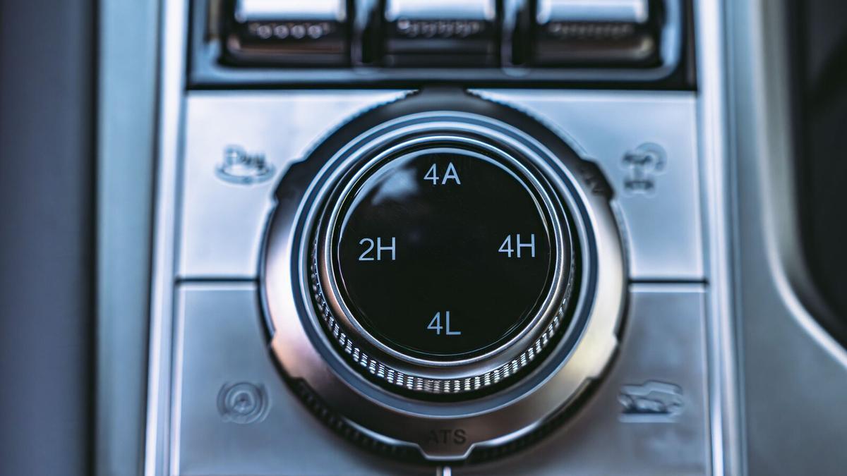 Selector de la tracción 4x4 del Santana Cajal