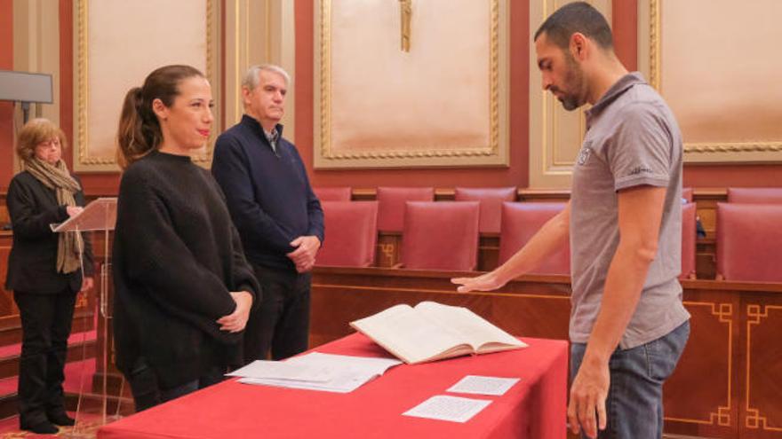 La alcaldesa Patricia Hernández presidió el acto de toma de posesión