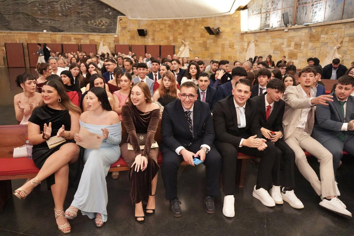 Alumnos del IES Góngora, en el acto de graduación.
