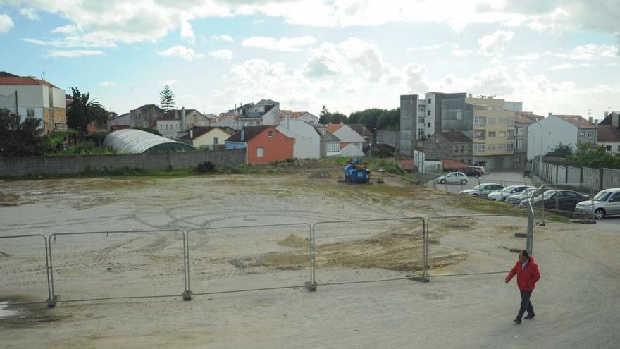 Gobierno y oposición municipal polemizan por las obras de la futura guardería municipal de Vilaxoán