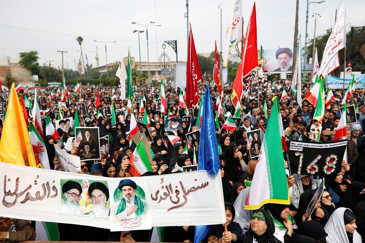 Un poder que resiste pese a la cascada de 'decapitaciones': ¿Pueden los ataques de Israel acabar con el régimen de Irán?