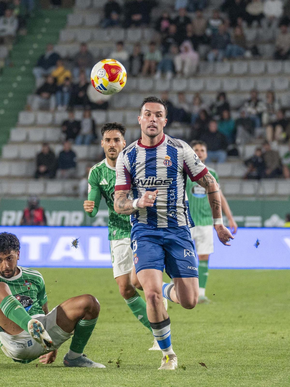 Las imágenes del empate del Avilés en Ferrol