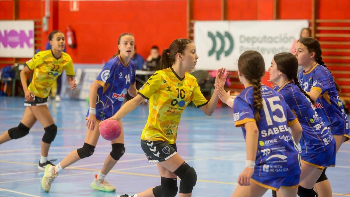 El Torneo Santa Rita ya tuvo una primera parte celebrada en el pabellón de Carril.