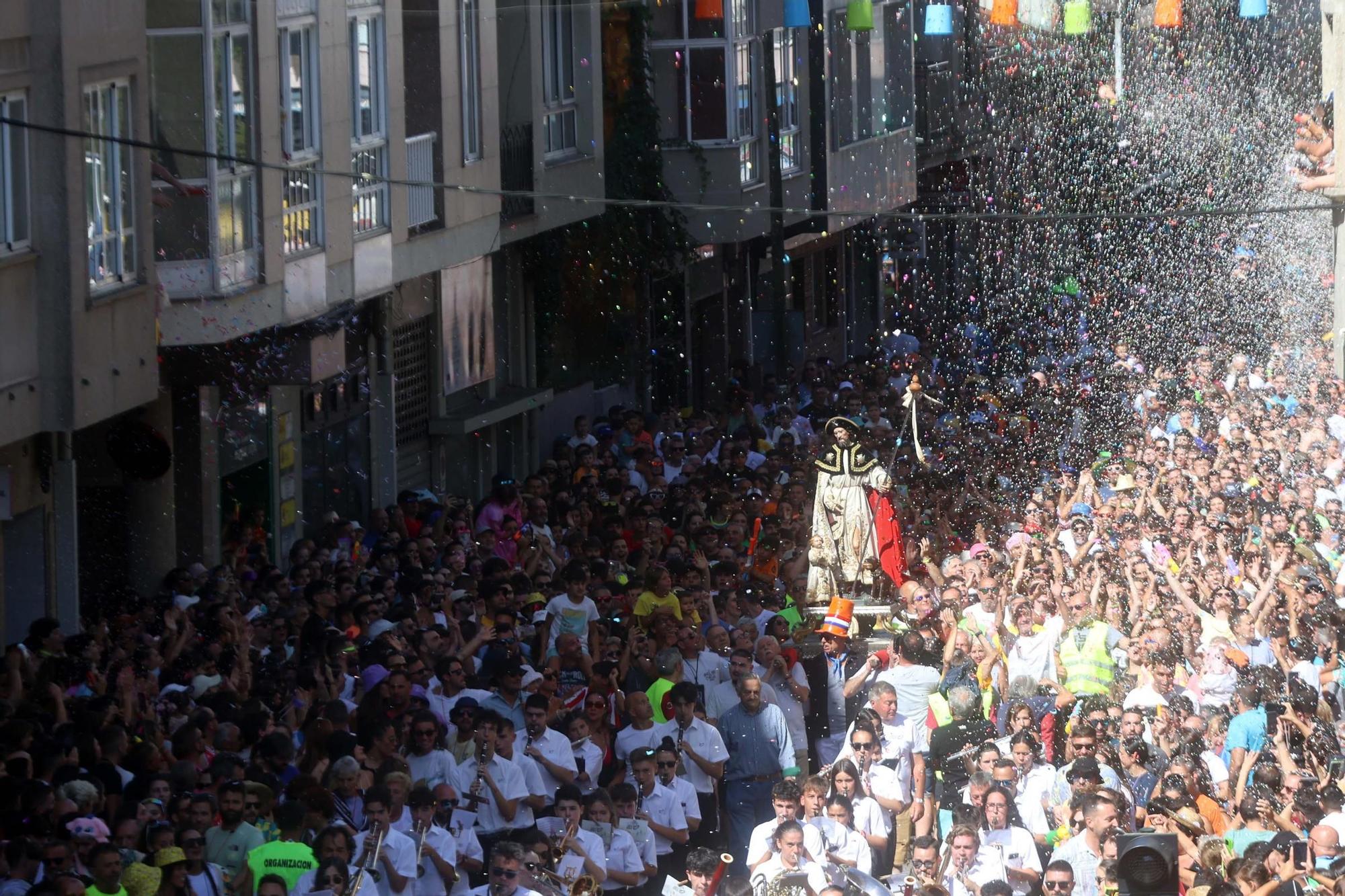 San Roque da rienda suelta a la felicidad en su Festa da Auga