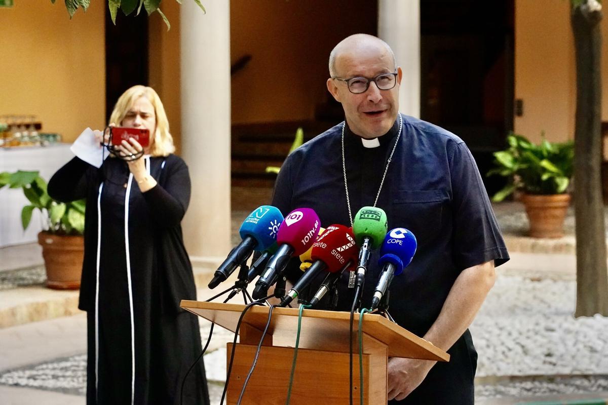 El nuevo obispo de Málaga, monseñor José Antonio Satué