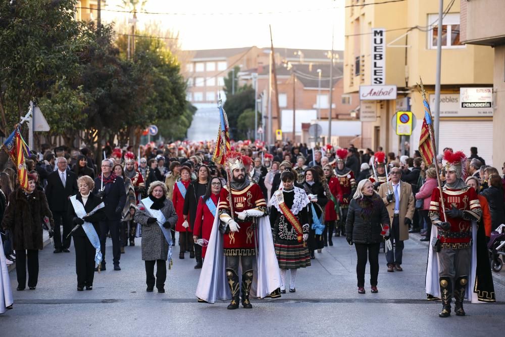 Medio millar de cargos festeros celebran la efeméride con un acto histórico de homenaje a las capitanías a tres semanas del inicio de los Moros y Cristianos