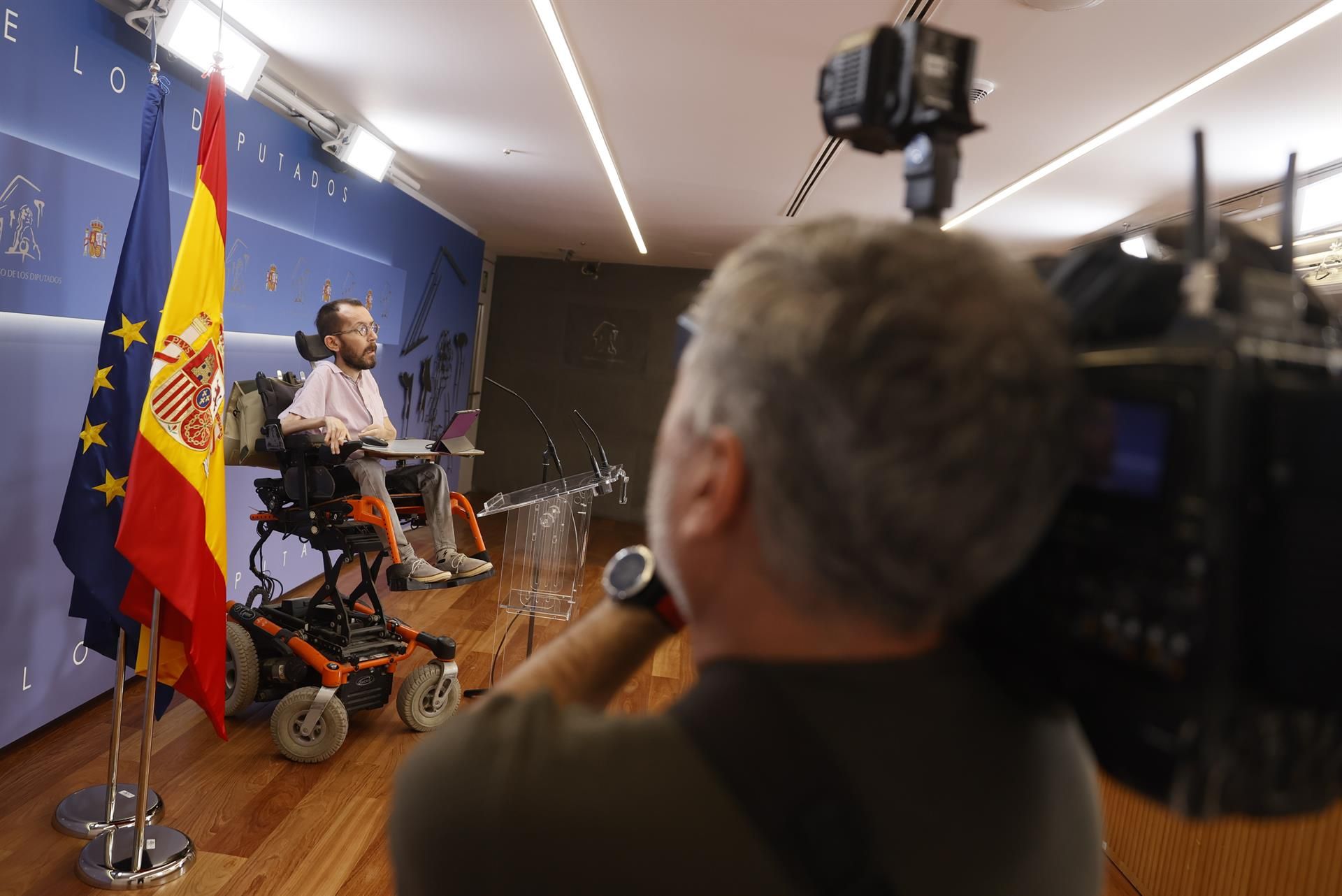 Pablo Echenique, en rueda de prensa en el Congreso.