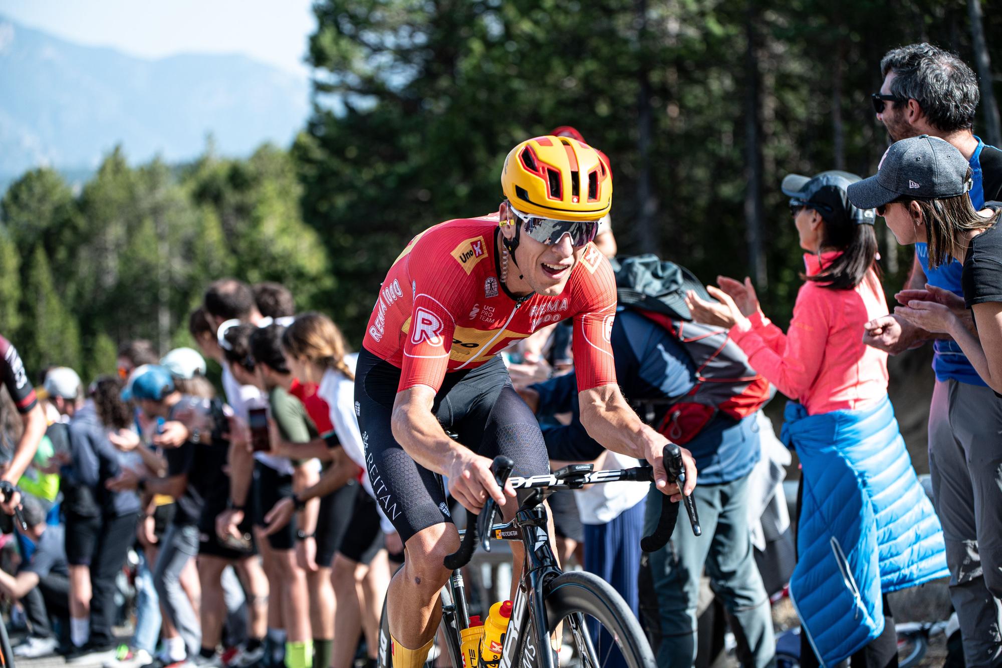 COLL DE PRADELL . LA VOLTA CATALUNYA . ETAPA 6 BERGA QUERALT