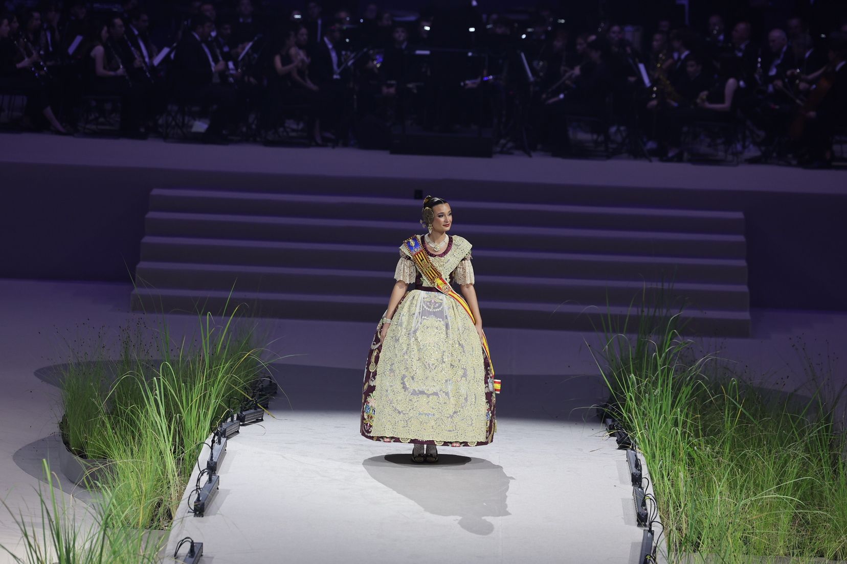 Berta Peiró y Lucía García dicen adiós a su año como falleras mayores de València 2025