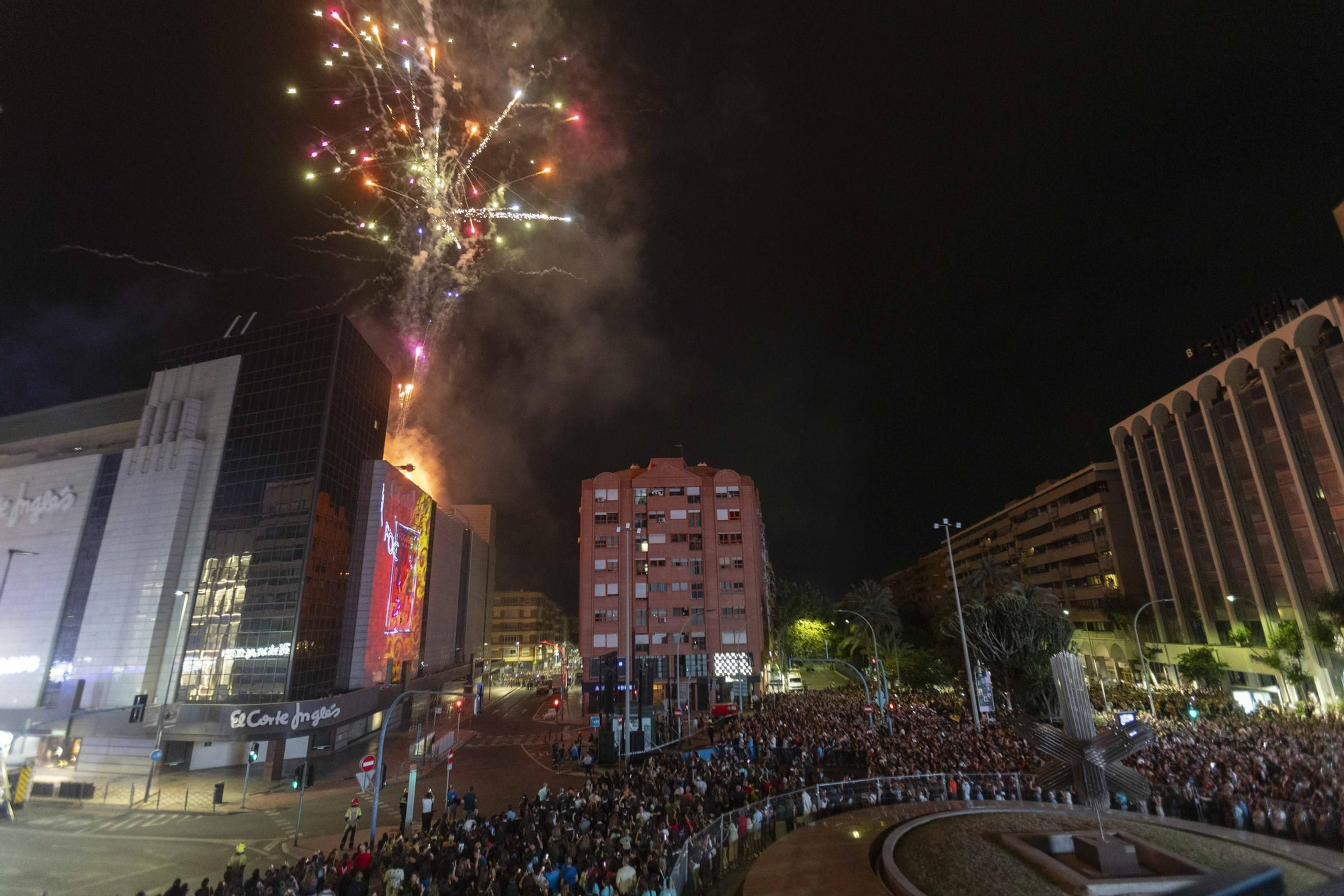 Todas las imágenes de la "Arribada del Foc 2025"