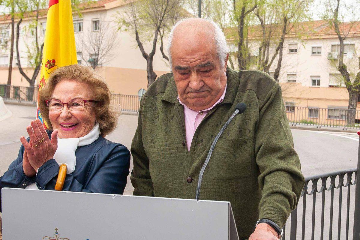 Pozuelo le dedicó una rotonda a Antoñito el Quiosquero en 2018