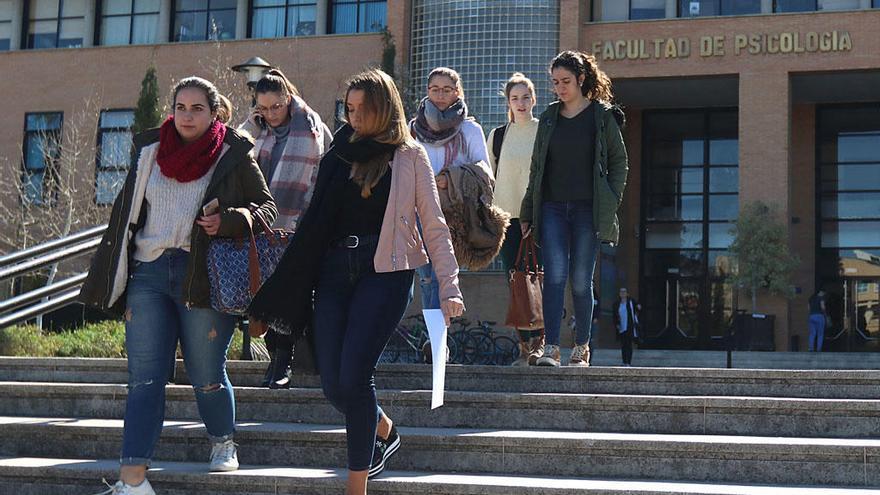 La mayoría de los jóvenes en Andalucía tiene grandes dificultades para acceder a una vivienda.