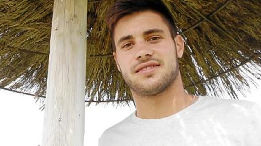 Carles Gil, objeto de deseo por su gran temporada en el Elche CF.