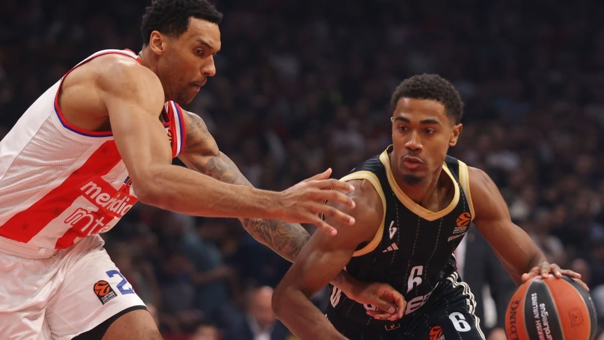 Theo Maledon, del Asvel, ante Joel Bolomboy del Estrella Roja