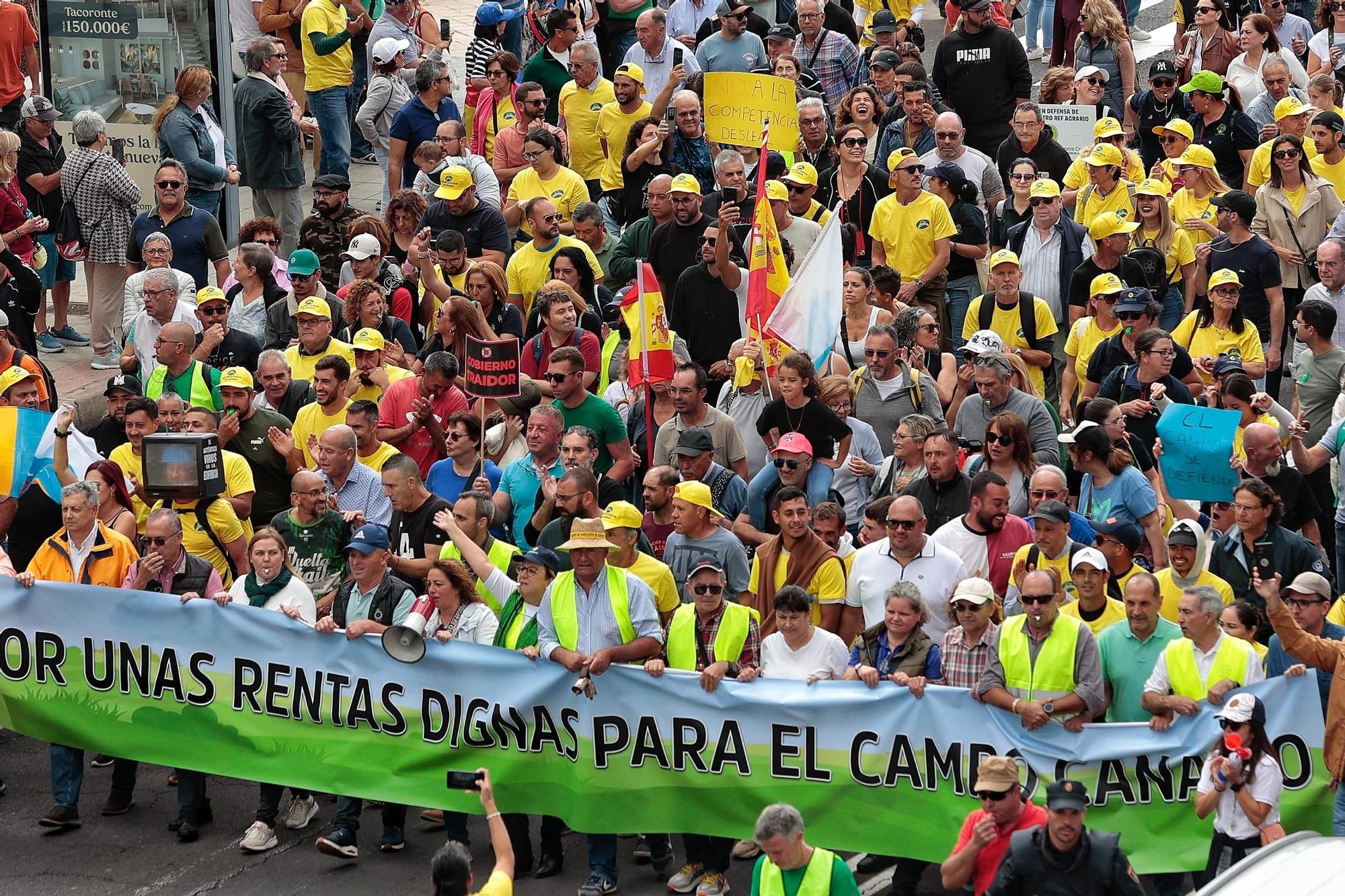 El sector agrario protesta en las calles de Santa Cruz