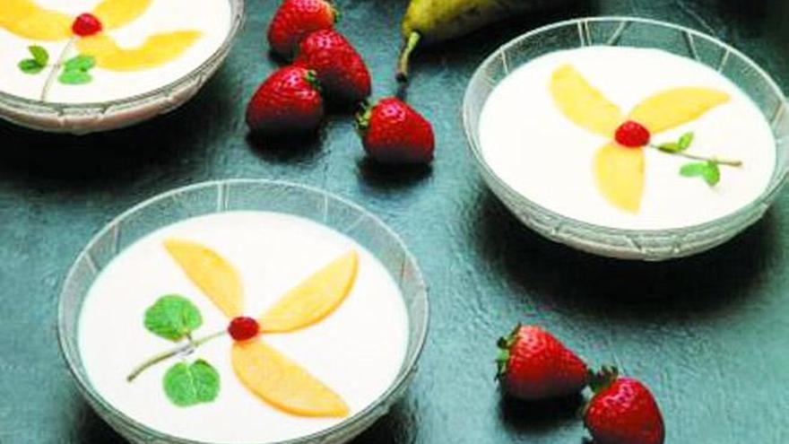 Mousse helado de frutas.