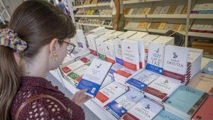 El llibre en català treu pit: "Som un sector de primera"