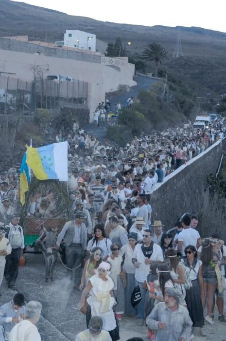 BAJADA DEL GOFIO Y DEL AGUA 2016 AGUIMES