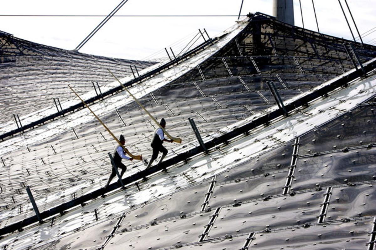 Carpa-techo, hito del estadio olímpico de Múnich para los Juegos Olímpicos en 1972. 