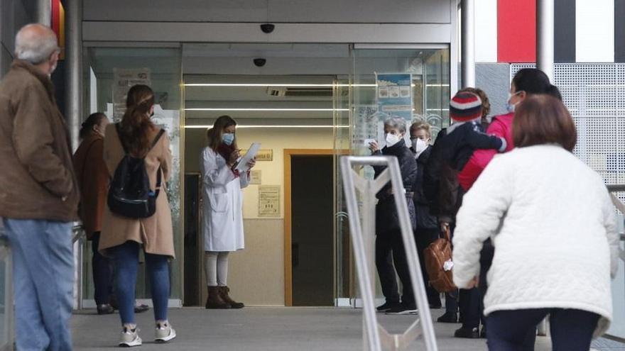 Desescalada en los centros de salud: "Quien venga al médico, que sea puntual y siga las normas"