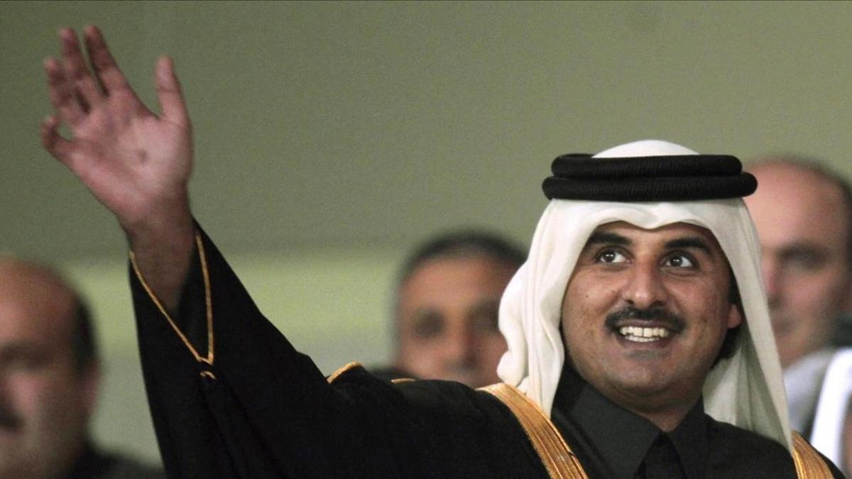 El emir Tamim bin Hamad al Zani pasará unos días de vacaciones con sus tres espsas y ocho de sus hijos