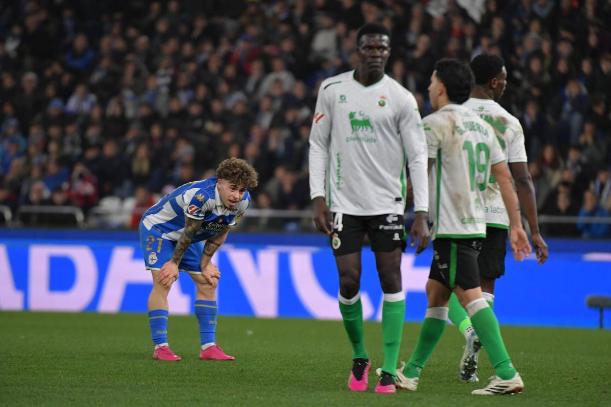 Mario Soriano, durante el partido ante el Racing de Santander con el Deportivo
