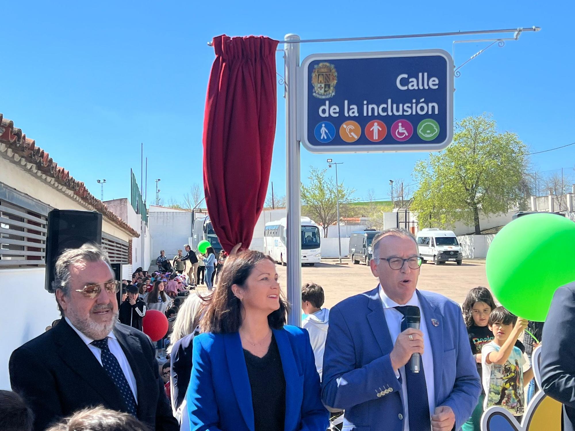 Fuente Obejuna inaugura su calle de la inclusión