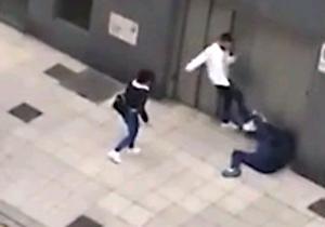 Rep una brutal pallissa al defensar una dona del maltractador que la colpejava